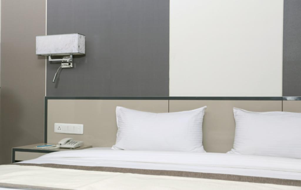 Amaya Bareilly Room photo