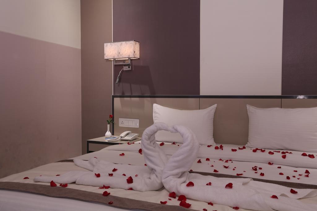 Amaya Bareilly Room photo